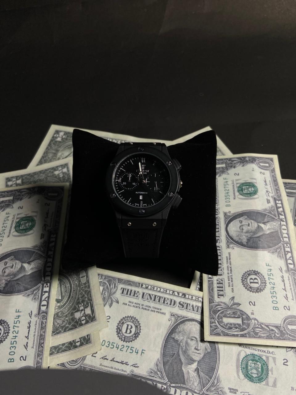 Hublot Men’s Watch Sleek Luxury Design & Premium Quality
